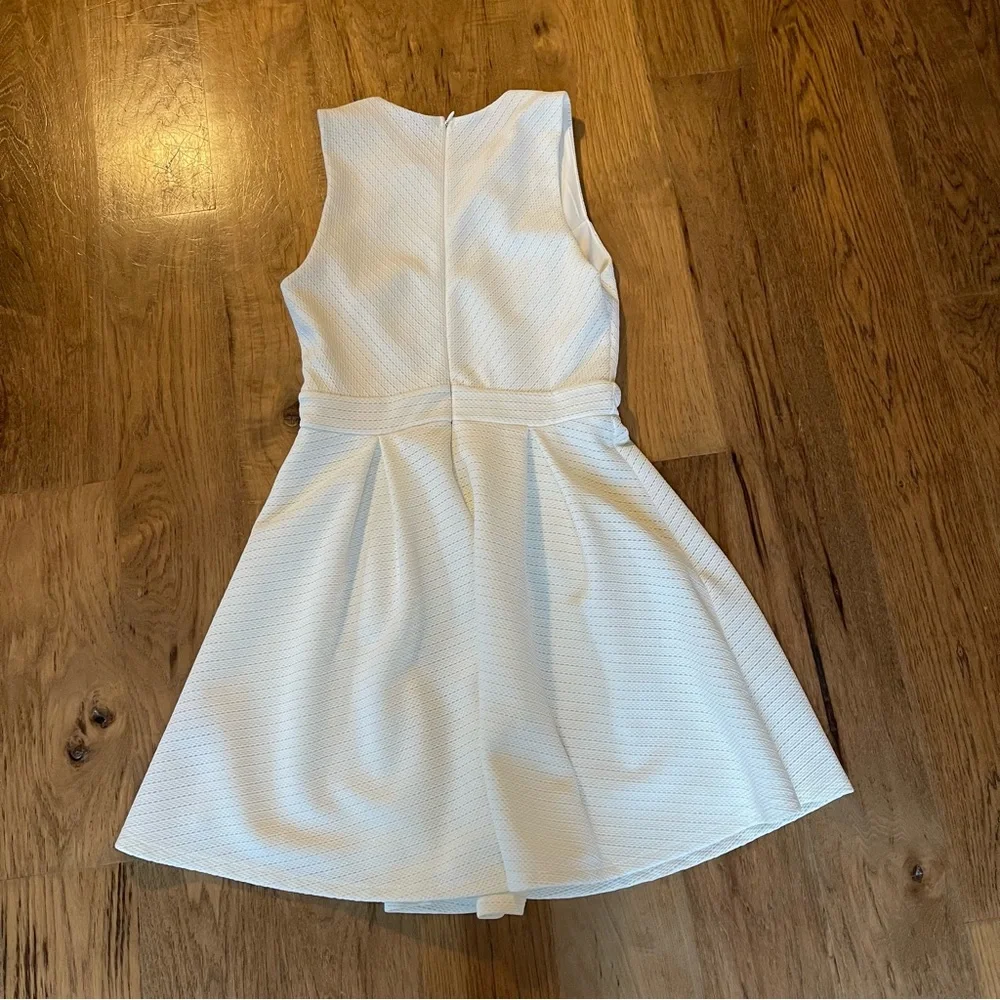 Francesca's Collections Cream Sleeveless Dress - Picture 3 of 4